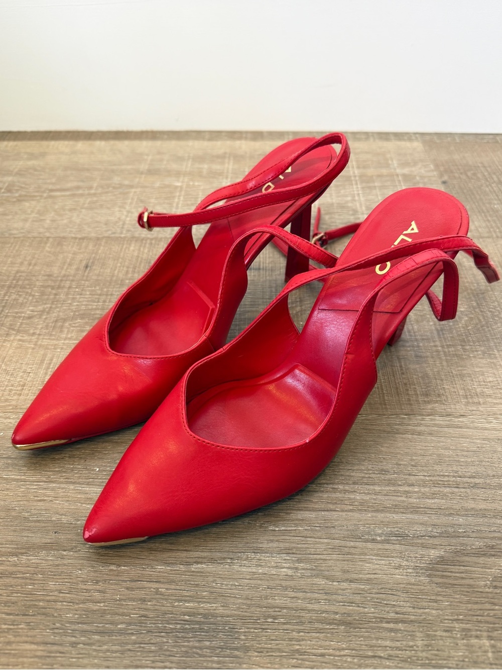 Aldo Red Heels Size 85 Pointed Toe Wrap Strap Kitten Heel